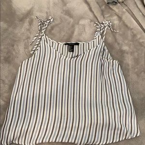 White and blue stripped tees